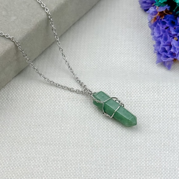 Jewelry - Green Aventurine wire wrapped bullet necklace